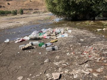 بحران انباشت زباله در حریم رودخانه‌های طالقان؛ هشدار کارشناسان محیط‌زیست