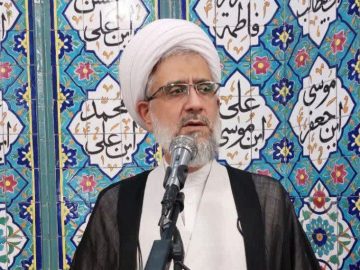 هشدار امام‌جمعه طالقان: تبلیغ ضعف‌ها در فضای مجازی افتخار نیست