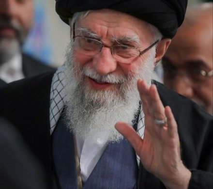رهبر معظم انقلاب اسلامی ایران در محل کارشان در بیت رهبری به شهادت رسیدند