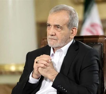 دعوت رئیس‌جمهور برای حضور باشکوه مردم در تشییع شهدای ناوگان دنا